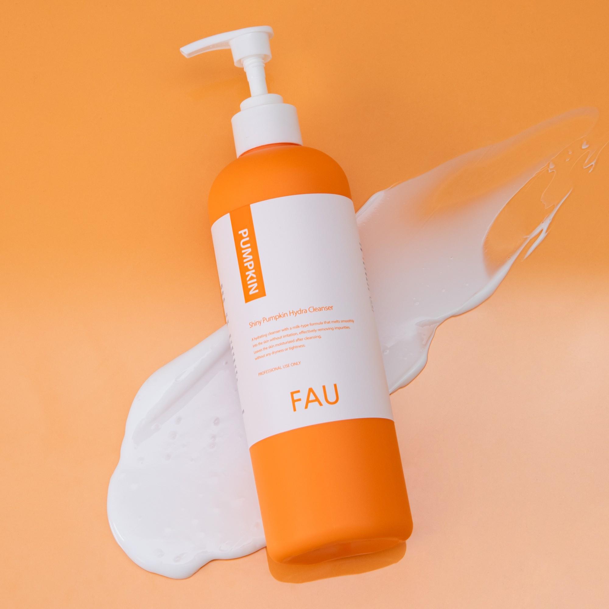 FAU Shiny Pumpkin Hydra Cleanser — image 3
